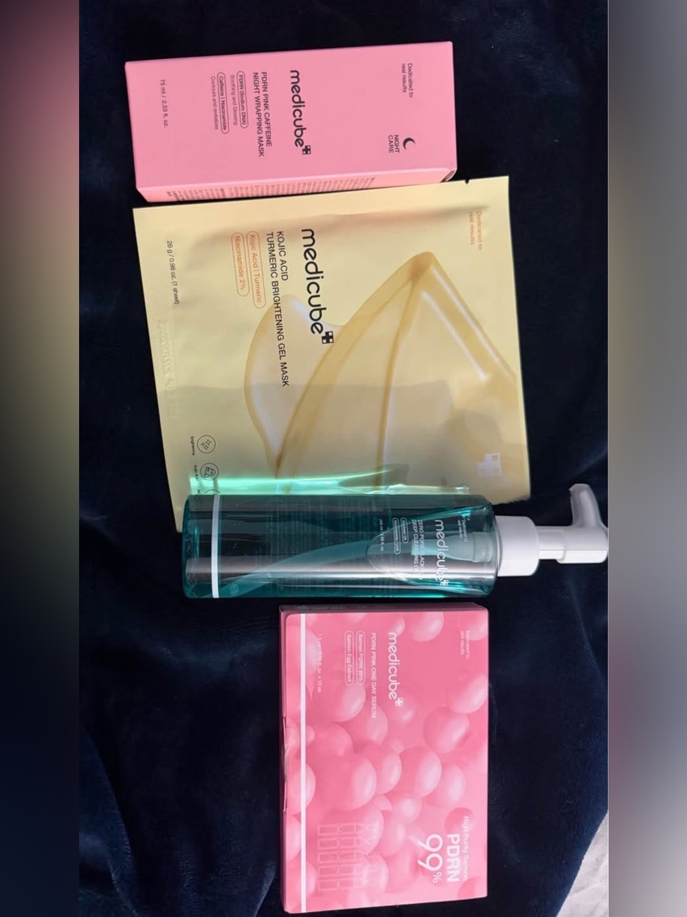 Medicube face care bundle